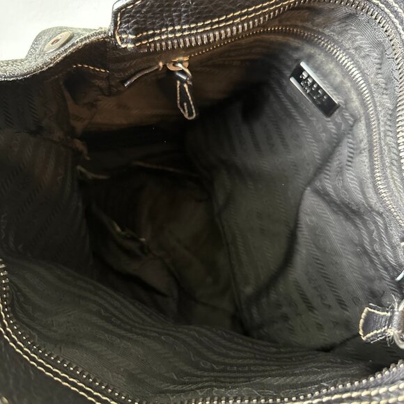 PRADA {VINTAGE} 1990's Hobo Slouch Bag | black pebbled leather - Picture 13 of 15